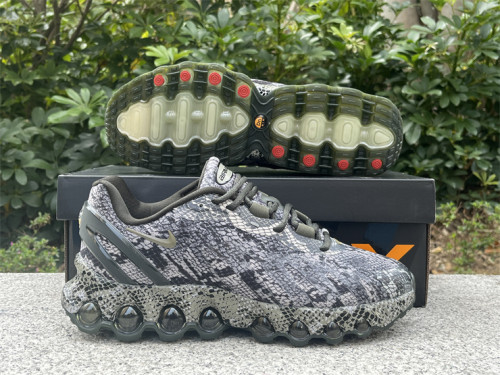Authentic Nike Air Max DN8 PRM Grey