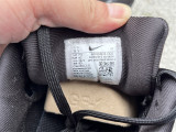 Authentic Nike Zoom Vomero 18 Black