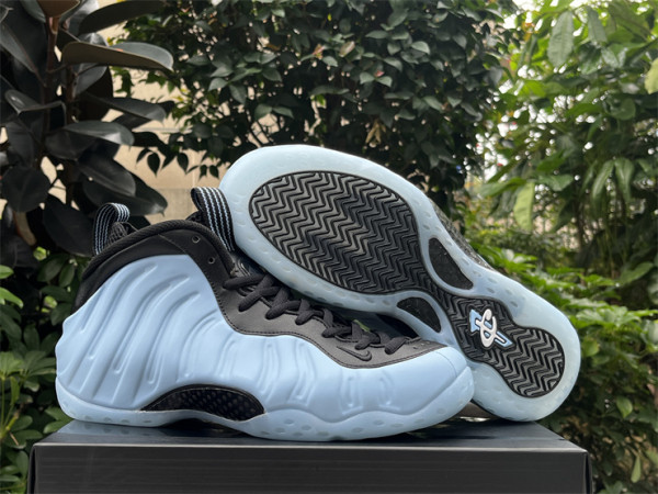 Authentic Nike Air Foamposite One 'Psychic Blue andBlack'