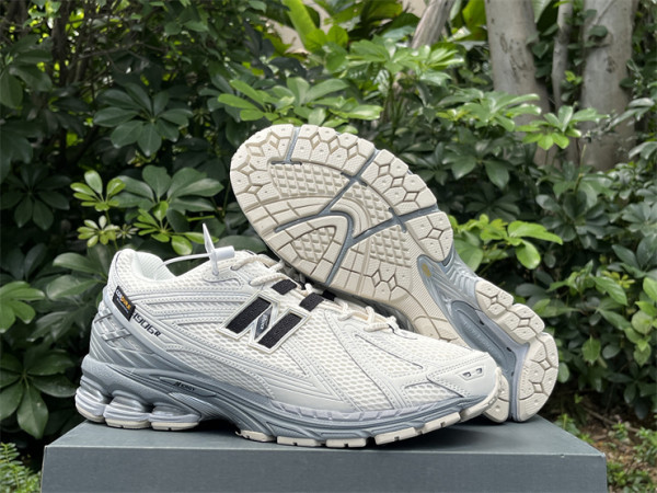 Authentic New Balance 1906R Cordura U1906ROC