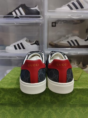 Authentic Gucci Shoes Black/Red
