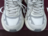 Authentic Gucci Shoes Grey/White