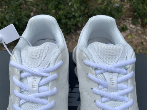 Authentic New Balance 2000 White
