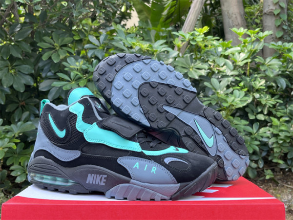 Authentic Nike Air Max Speed Turf Black/Green