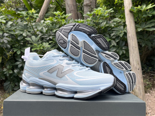 Authentic New Balance 2000 White/Blue