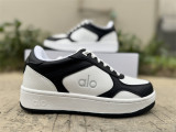 Authentic Alo yoga Recovery Mode Black/white
