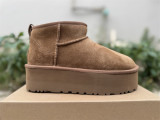 Authentic UGG Mid Boots Maroon