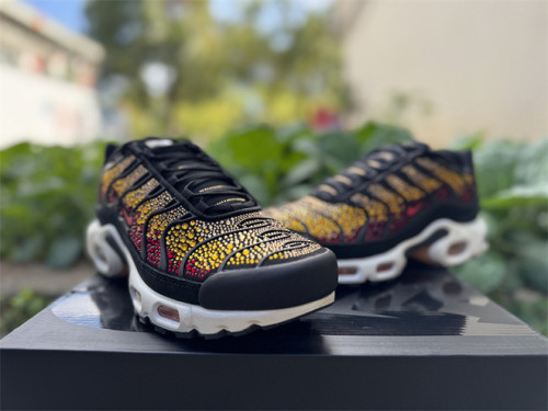 Authentic Nike Air Max Plus x Swarovski Black/Gold