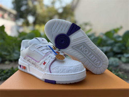 Authentic LV Trainer Sneaker Low White/Pink
