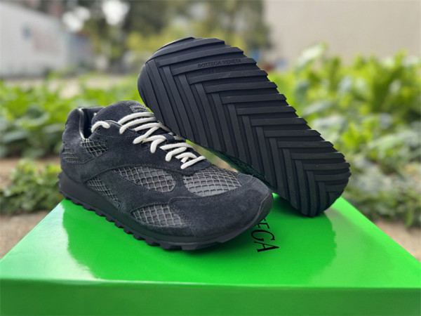 Authentic Orbit Sneaker Black