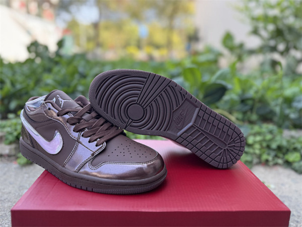 Authentic Air Jordan 1 SE Valentine's Day