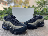 Authentic UNDEFEATED × Nike Air Max 95 SP Brown/Grey
