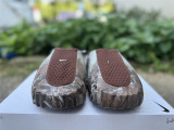 Authentic Nike Mind 001 Brown/Gold