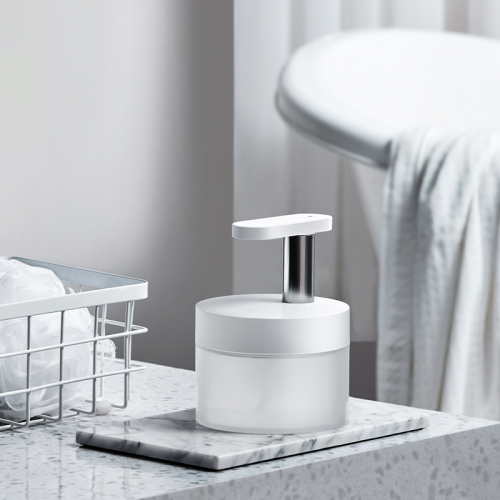 2020 Fashion design plastic usb rechargeable portable 500ml smart automatic foam hand bathroom soap dispenser for Kitchen