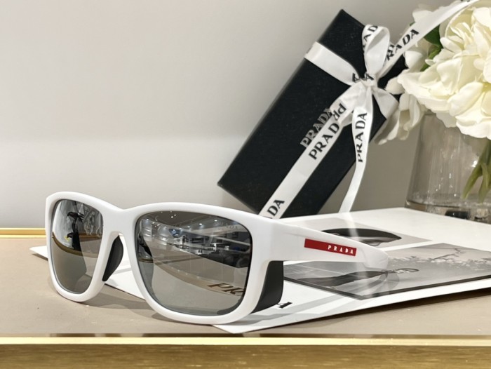 prada glasses