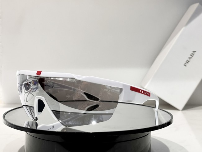 prada glasses