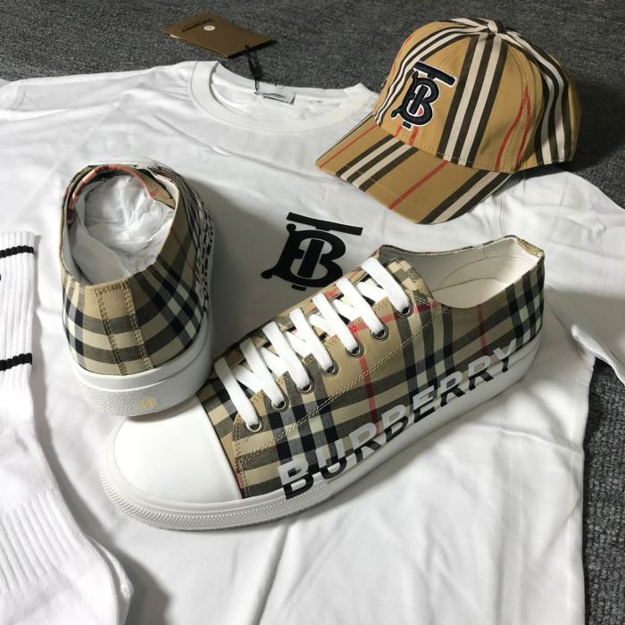 Burberry Set