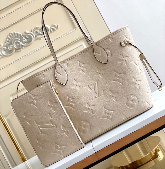 LV Neverfull M45686