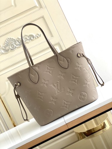 LV Neverfull MM M45686