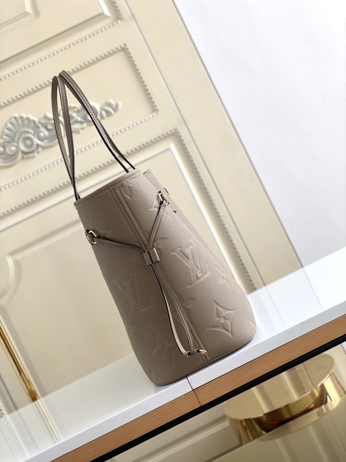 LV Neverfull MM M45686
