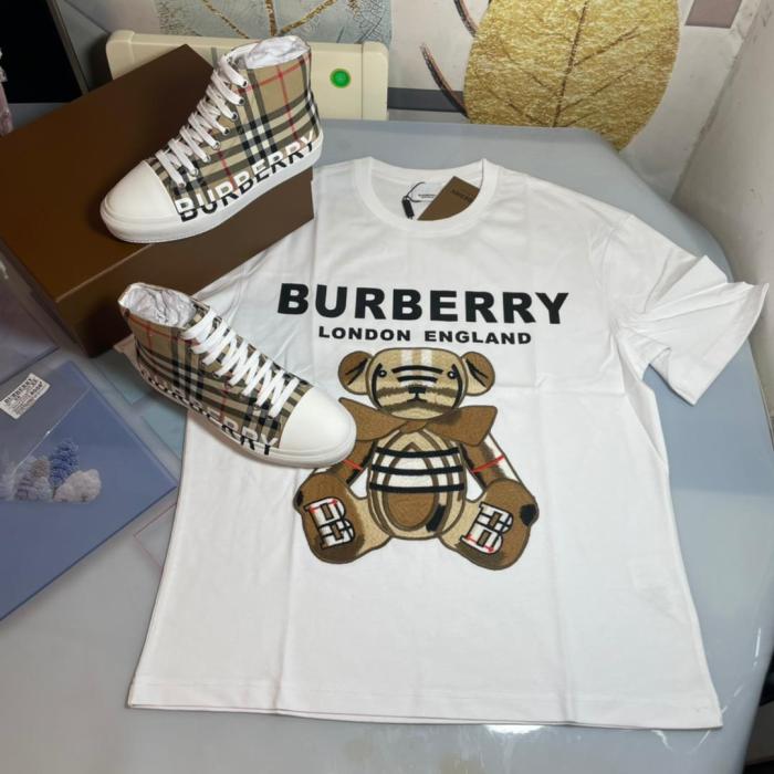 Burberry tshirt + shoes set