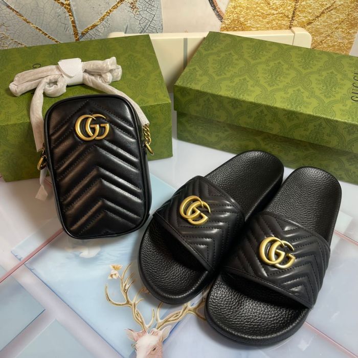 GUCCI bag + slides set