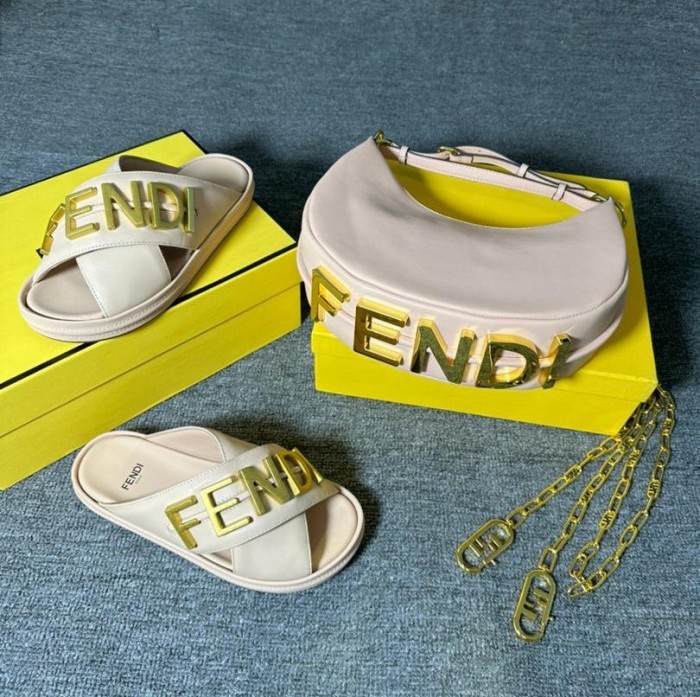 FENDI bag + slides set