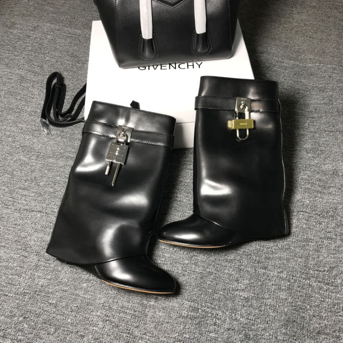 Givenchy set