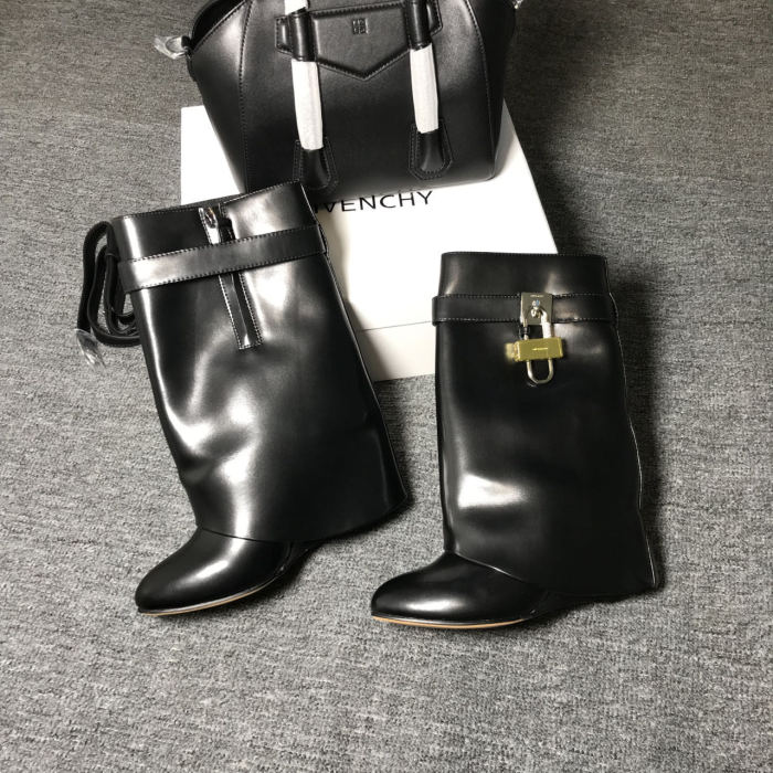 Givenchy set