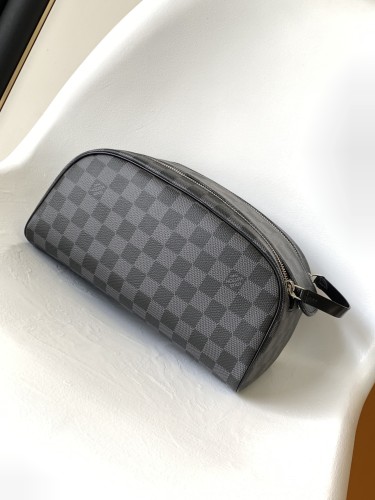 LV Bag N47528