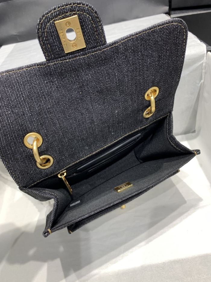 CHANEL bags AS4051
