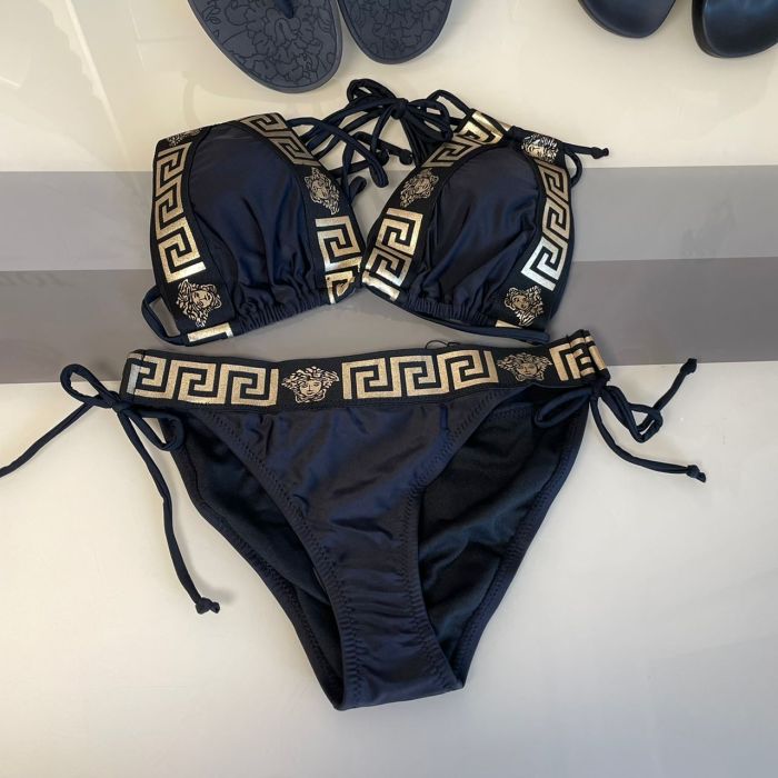 VERSACE