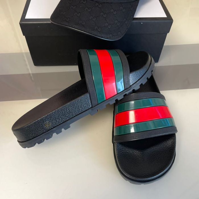 GUCCI  Set