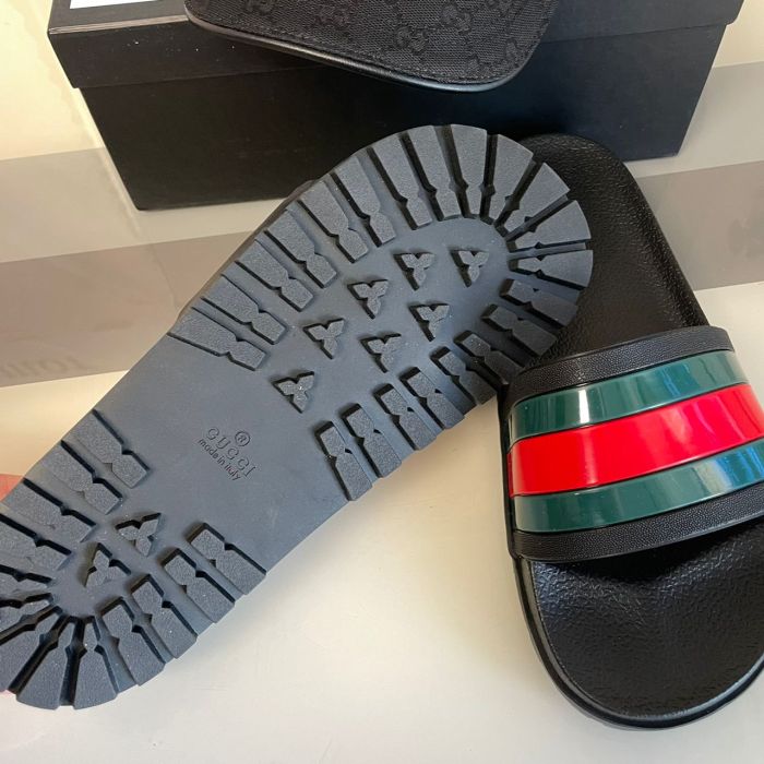 GUCCI  Set