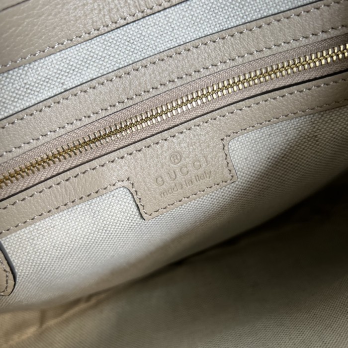 GUCCI Bag 678843