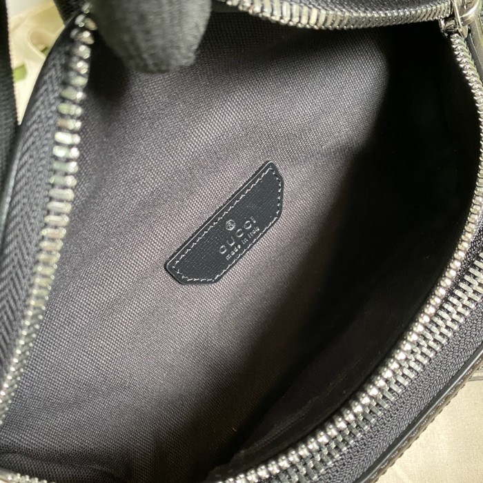 GUCCI Bag 682933