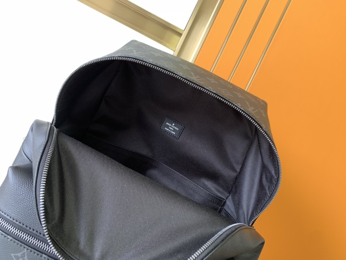 LV Backpack M30230