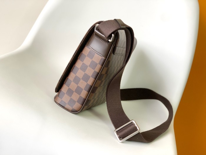 LV  Bag