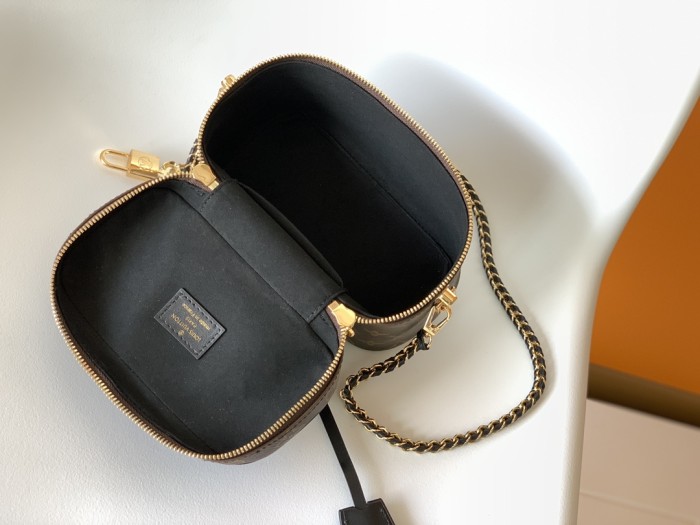 LV Bag M45165
