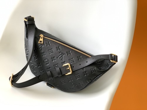 LV Bag M44836