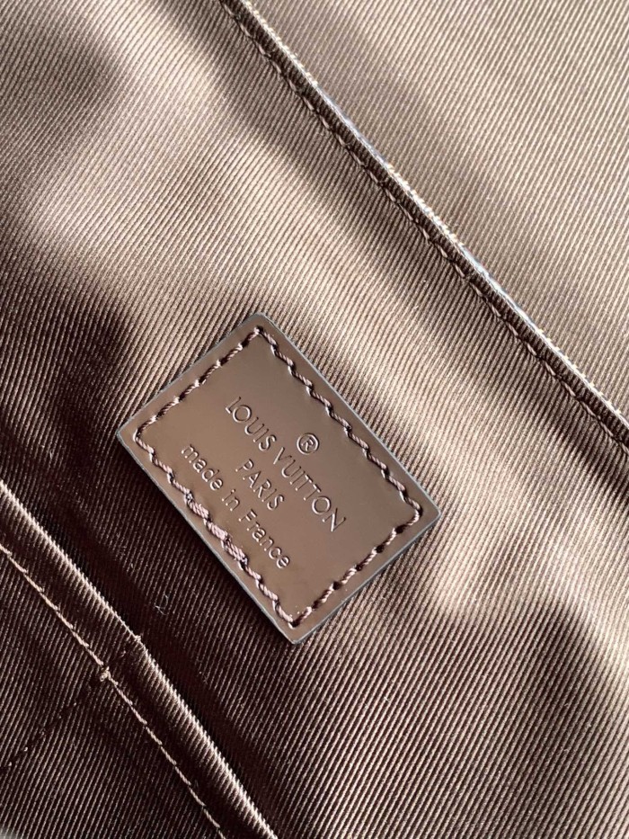 LV  Bag