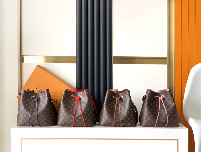LV Bag  M44887 4 colors