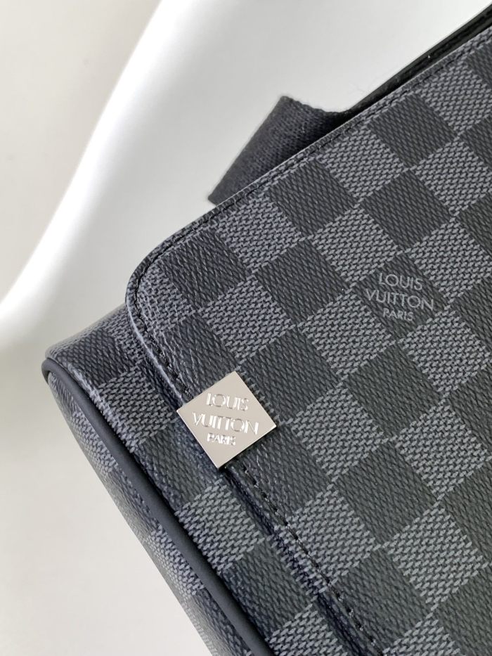 LV  Bag