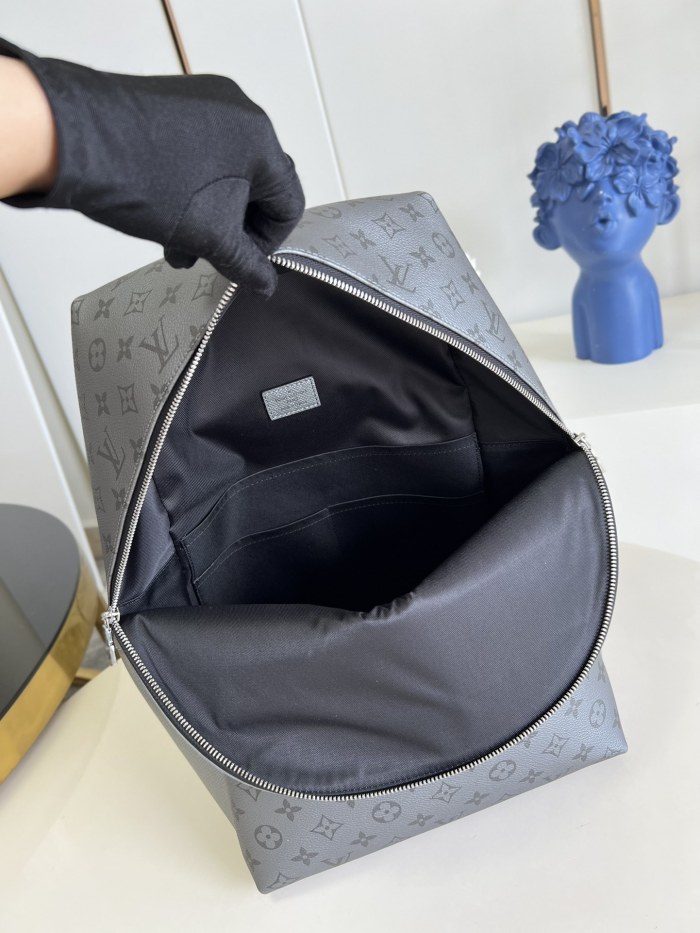 LV Backpack M30835