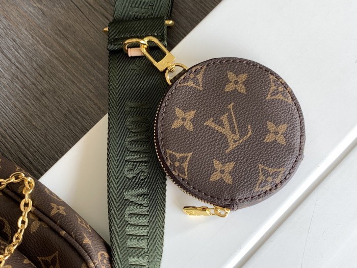 LV Bag M44813