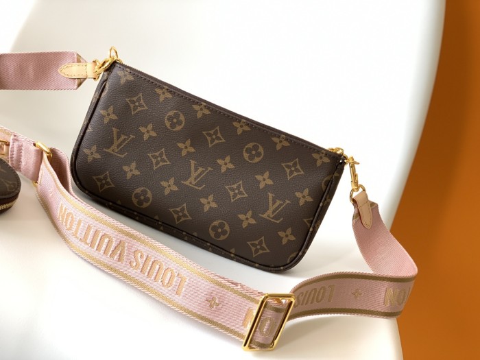 LV Bag M44840
