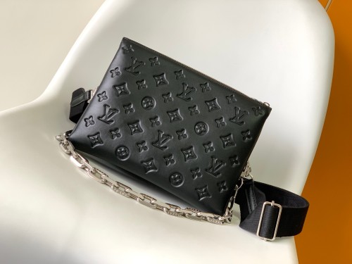 LV Bag M21260