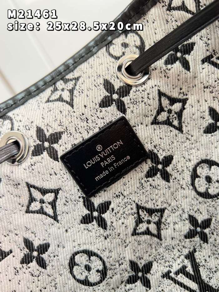 LV Bag  M21461