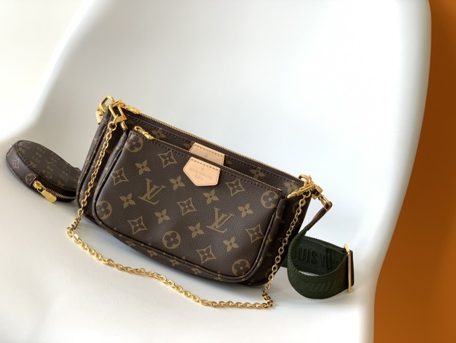 LV Bag M44813
