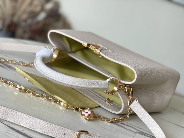 LV Bag M22375